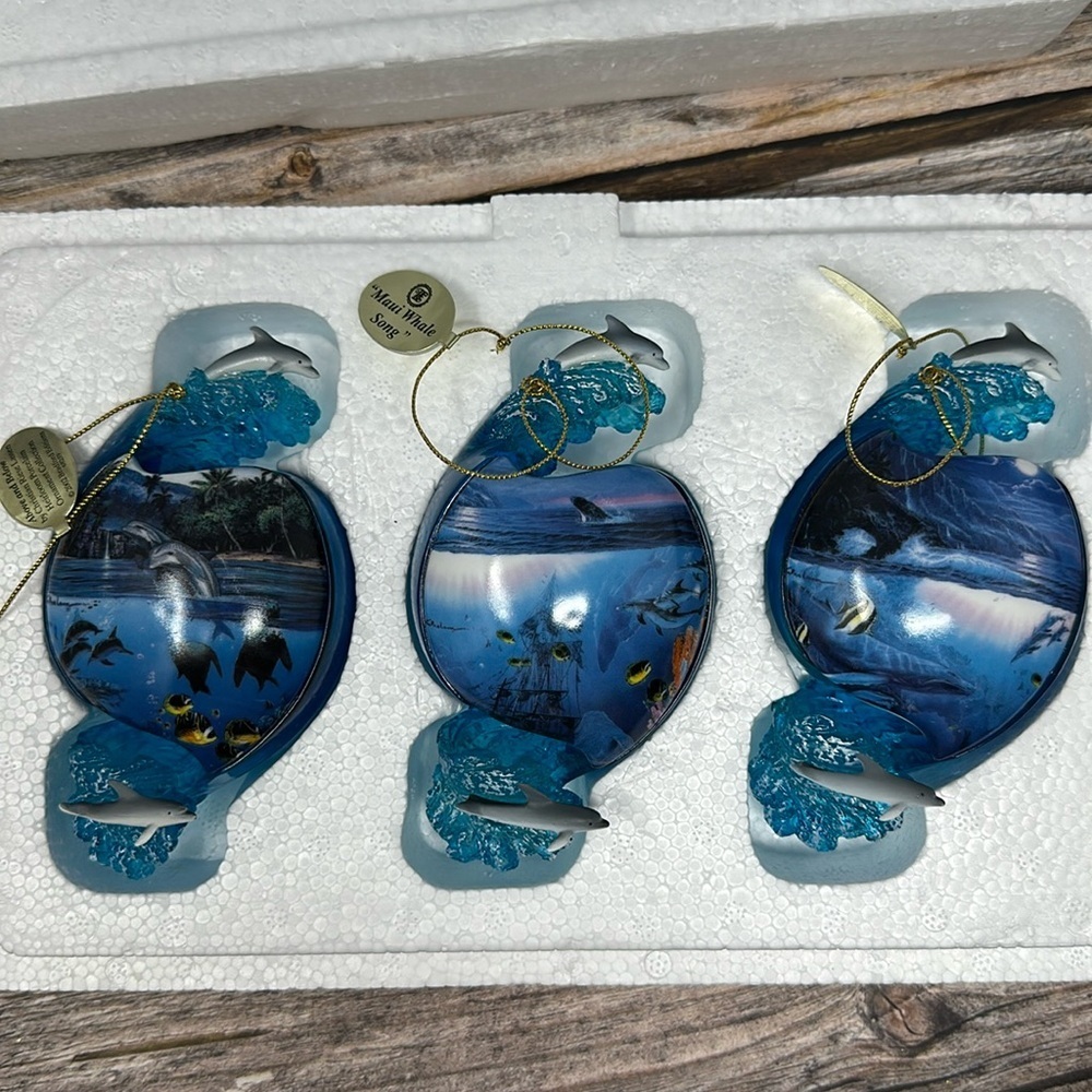 9th Issue Dolphins-The Bradford Exchange Above And Below Ornament - Picture 3 of 9